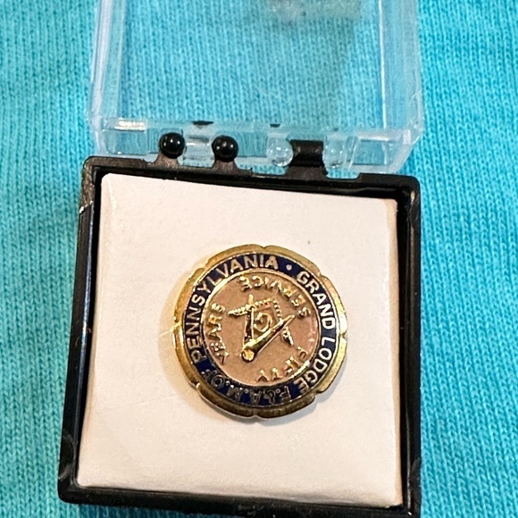 Masons Masonic Pin 50 Years Of Service 10k G.F. Grand Lodge Of Pennsylvania 19W - Picture 1 of 7